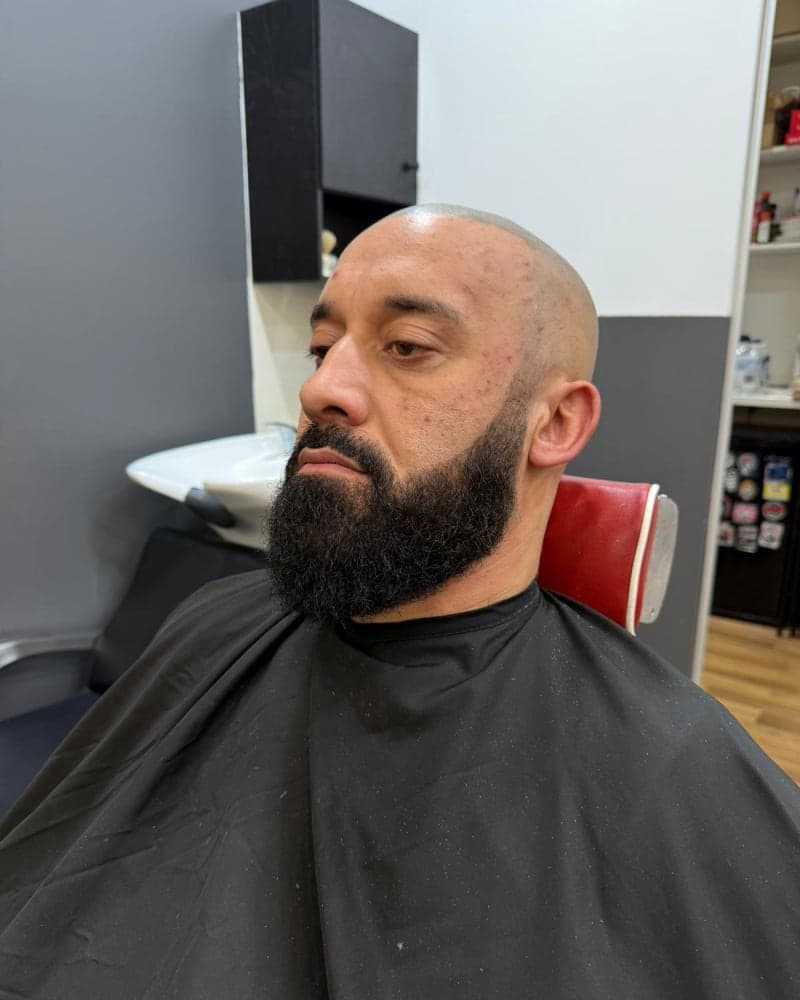 Beard trim and shape service - Kellyville barber Beard trimming service at The Grooming Room Barbershop